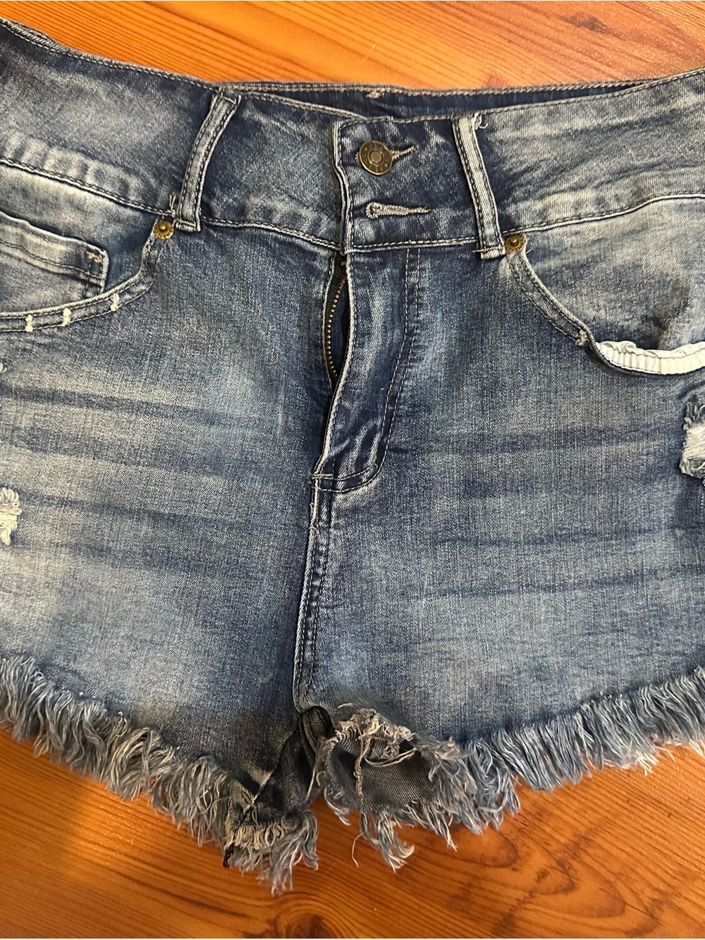 Casual Frayed Hem Light Blue Denim Shorts
